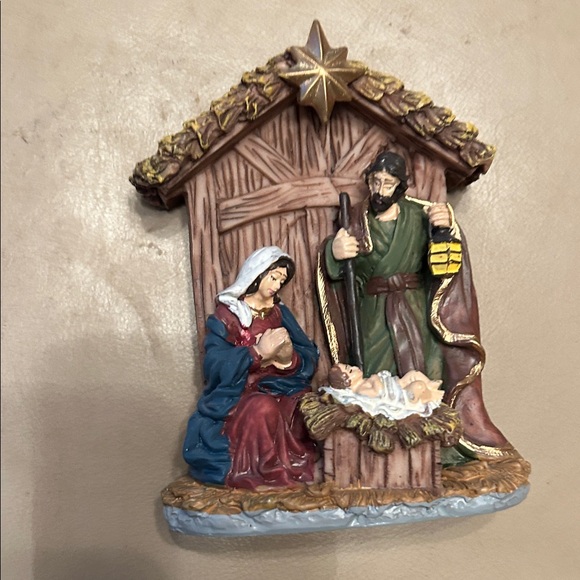 Nativity Scene Holiday Decoration - Picture 1 of 2